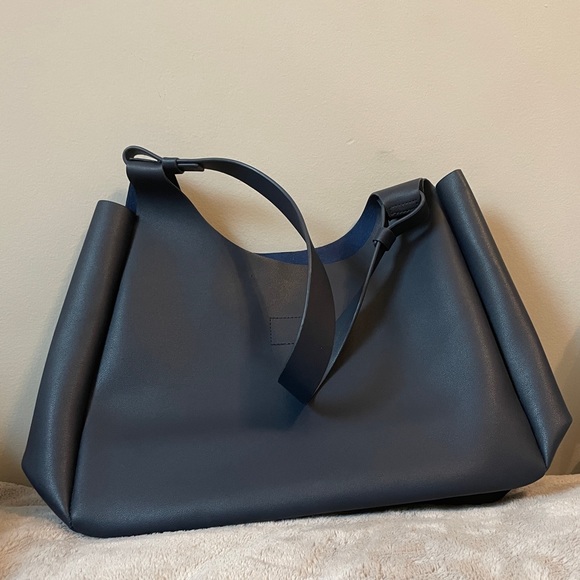*SOLD* Neiman Marcus Tote Bag - Picture 4 of 5